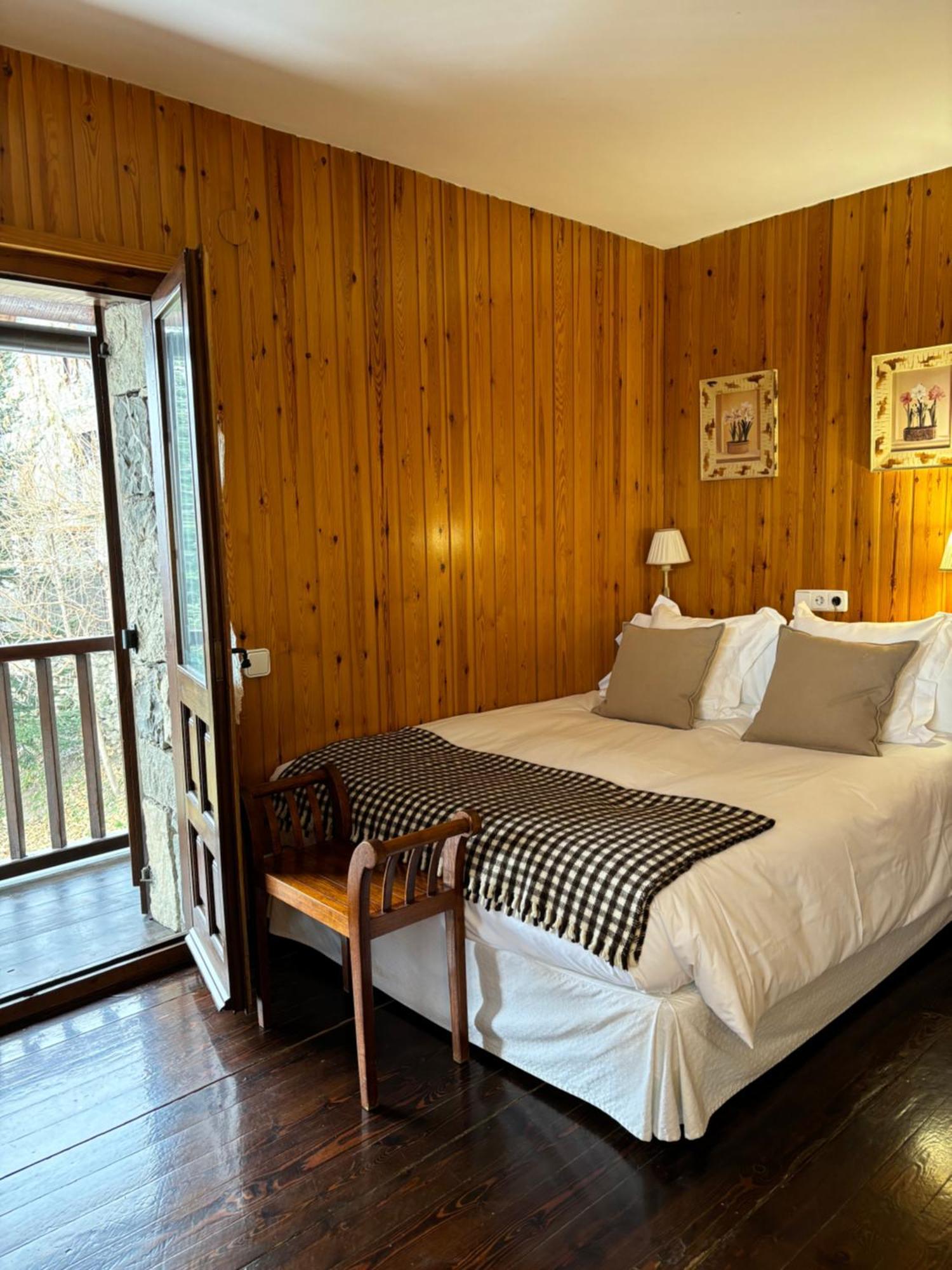 El Xalet De Tauell Hotel Rural Εξωτερικό φωτογραφία