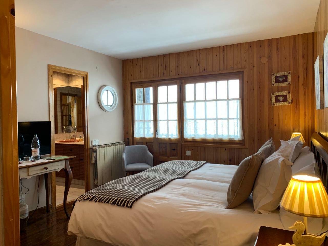 El Xalet De Tauell Hotel Rural Εξωτερικό φωτογραφία